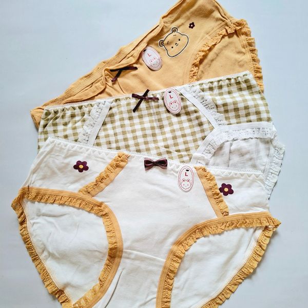 شورت عروسکی نخی بسته 3 عددی سایز لارج مناسب دخترانه نوجوان و زنانه 36 و 38