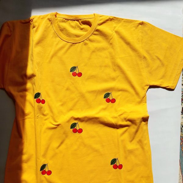 تیشرت زنانه نخپنبه گرم بالا گیلاسی