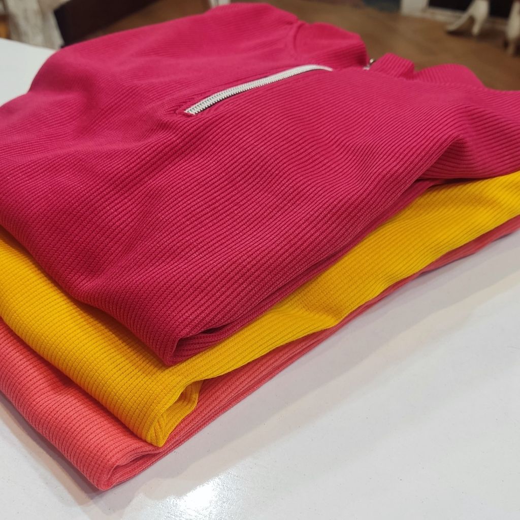 خرید اینترنتی بلوز نیم زیپ کبریتی