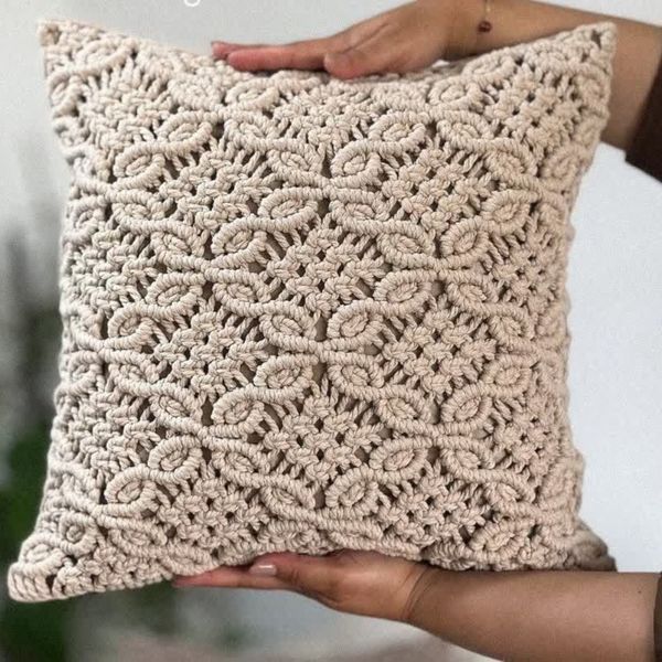 کاورکوسن مکرومه با پارچه مدل دلاناز