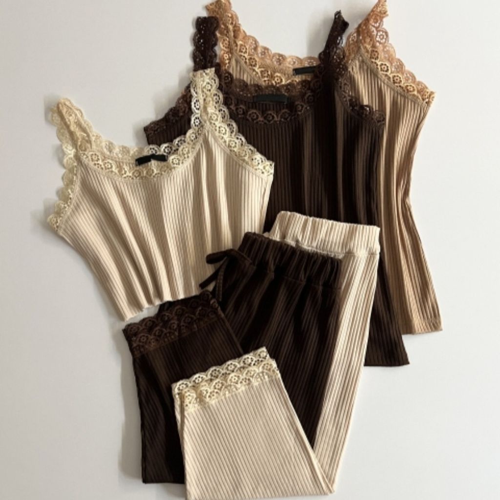 خرید اینترنتی ست تاپ و شلوارک گیپوری زنانه کرکره ای