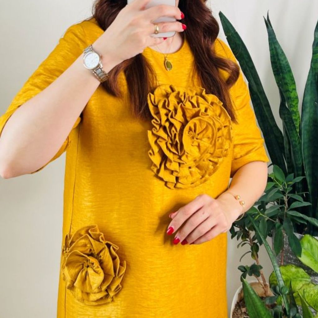 فروش اینترنتی پیراهن کتان خردلی گل