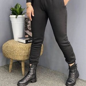 مشخصات شلوار جاگر داخل کرکی