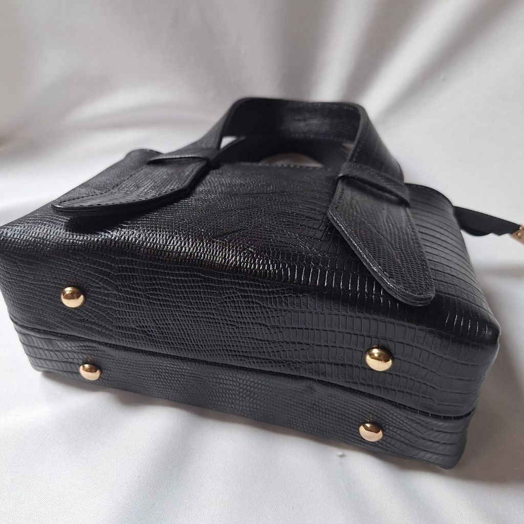 خرید آنلاین کیف رودوشی زنانه چرم طبیعی