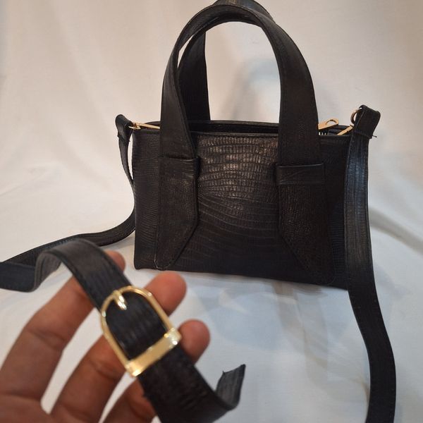 کیف رودوشی زنانه چرم طبیعی