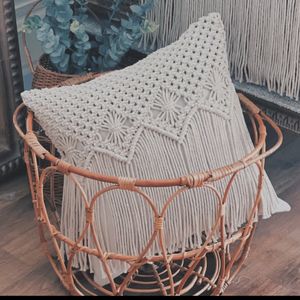 کاور کوسن مکرومه با پارچه طرح آندیا