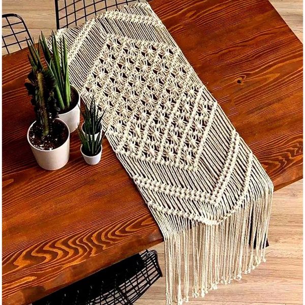 رانر رومیزی طرح تور مکرومه مدرن