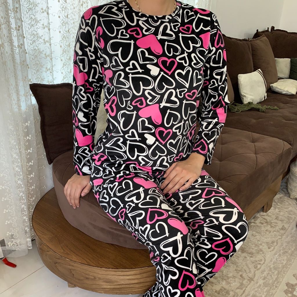 قیمت ارزان ست بلوزشلوار مخمل