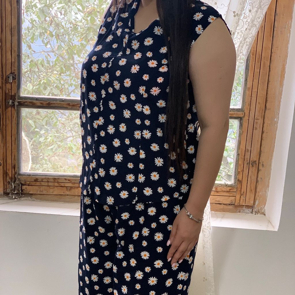 فروش اینترنتی تاپ وشلوارک نخی