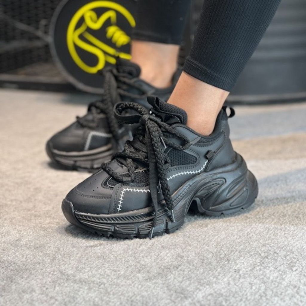 خرید آنلاین نکفش اسپرت برند وریو vario سایز 36 تا 40 قیمت استثنایی کفش الماس