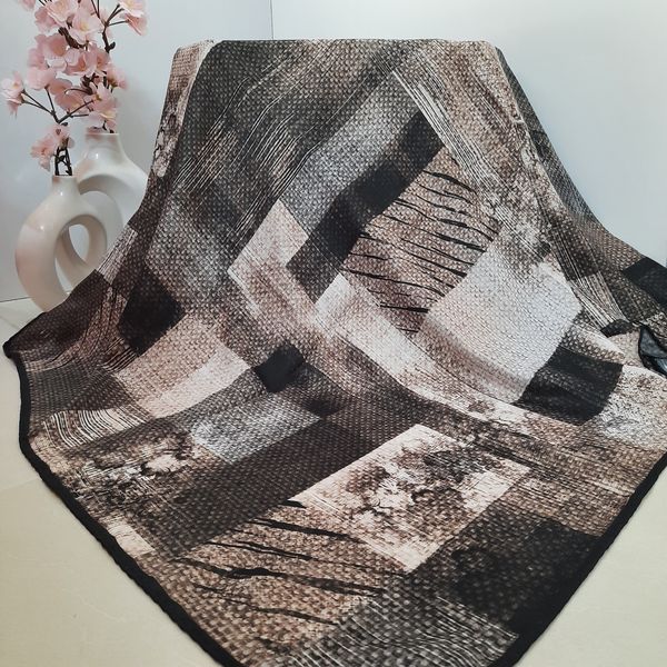 روسری قواره 130 نخی سیمارو کد V-8685-1