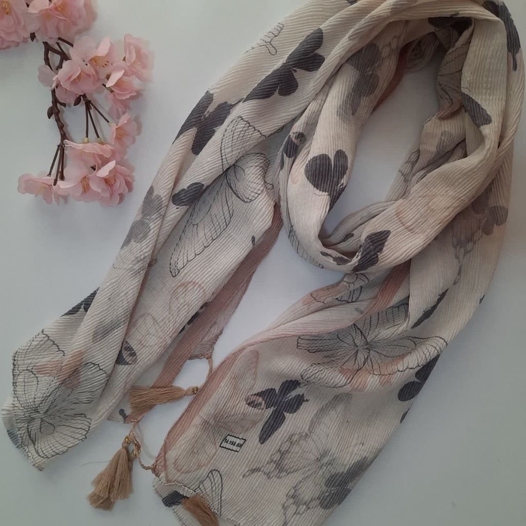 فروش اینترنتی شال برشکا طرح دار کد P03