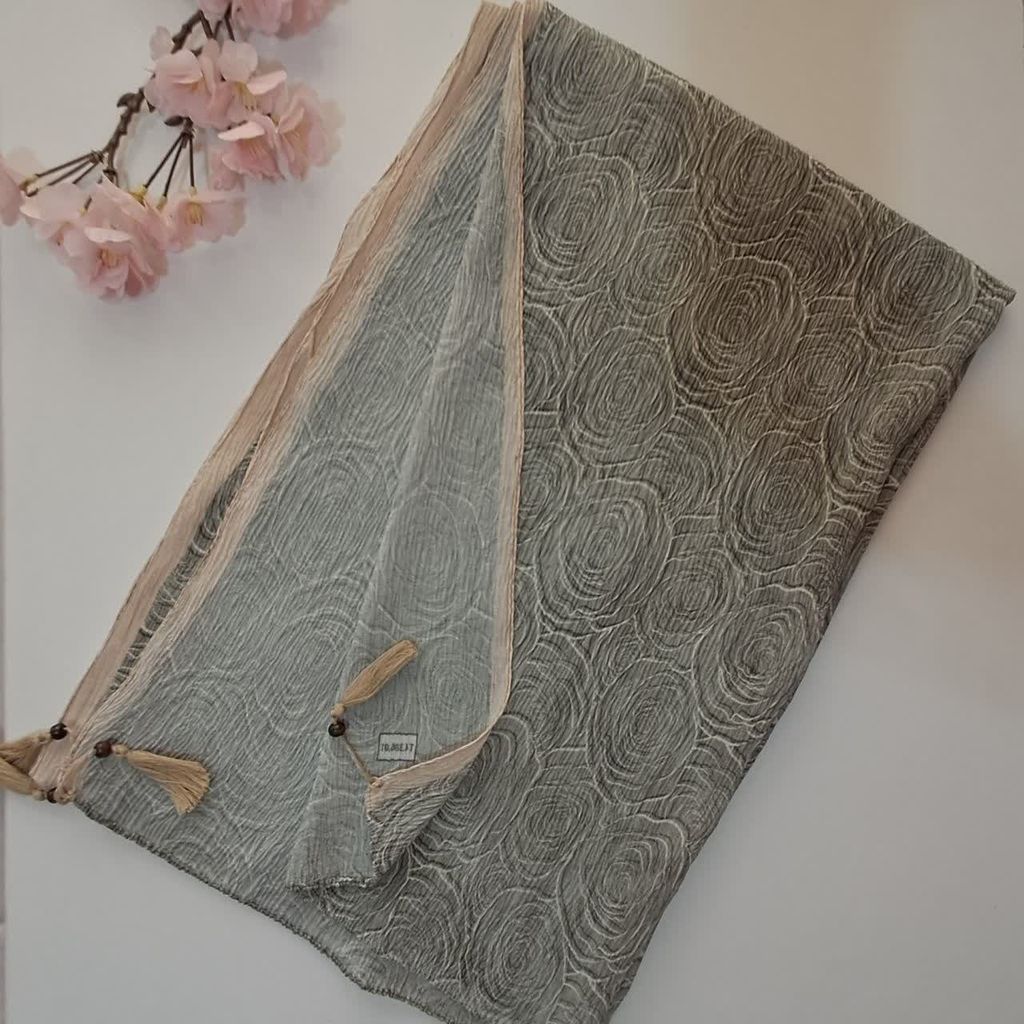 خرید اینترنتی شال برشکا طرح دار کد T4.01