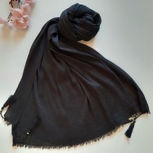 شال پلیسه منگوله دار مشکی کد 122