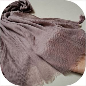 مشخصات شال پلیسه منگوله دار ساده کد 105