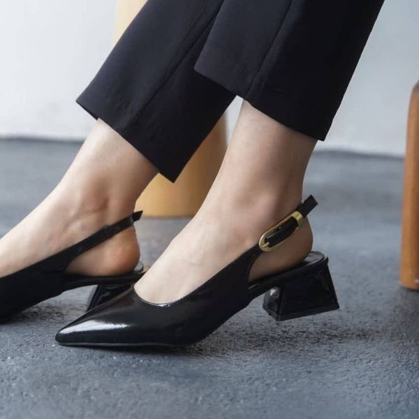 کفش کلاسیک پشت باز زنانه