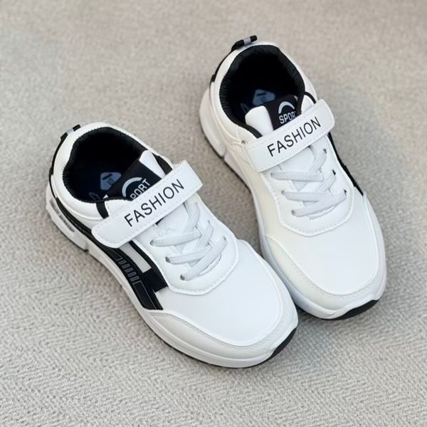 کتونی بچگانه طرح رویال از تریپ کد 4110401