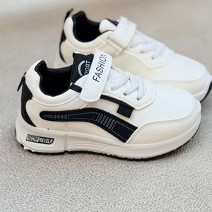 خرید اینترنتی قیمت کتونی بچگانه طرح رویال از تریپ کد 4110401