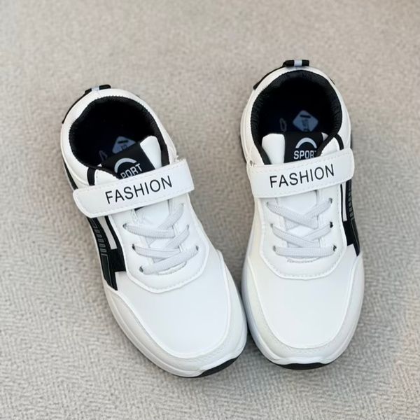 کتونی بچگانه طرح رویال از تریپ کد 4110401