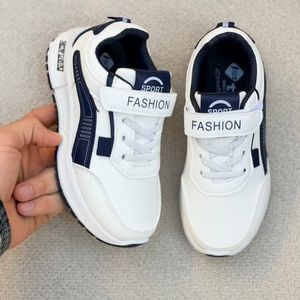 خرید اینترنتی قیمت کتونی بچگانه طرح رویال از تریپ کد 4110401