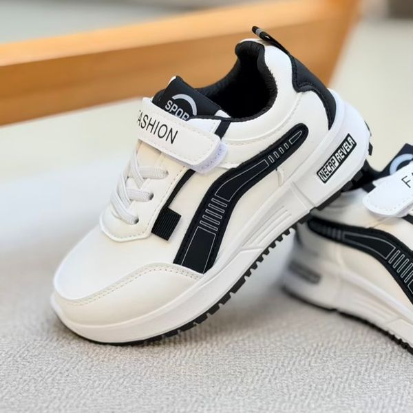 کتونی بچگانه طرح رویال از تریپ کد 4110401