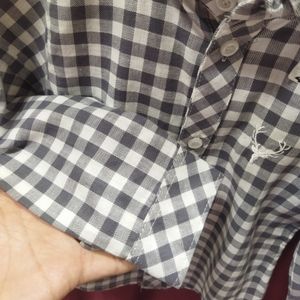 پیراهن آستین بلند 4 خونه خاکستری پسرانه