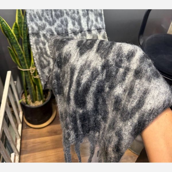 بیگ اسکارف ریشه کوبایی  پشمی پلنگی وارداتی 