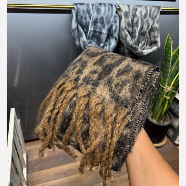 بیگ اسکارف ریشه کوبایی  پشمی پلنگی وارداتی 