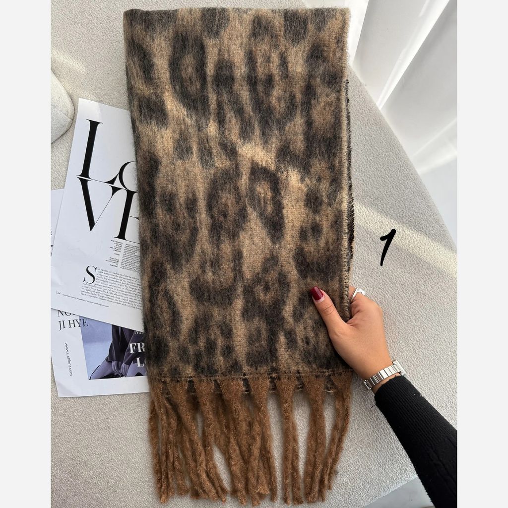 خرید اینترنتی قیمت بیگ اسکارف ریشه کوبایی  پشمی پلنگی وارداتی 