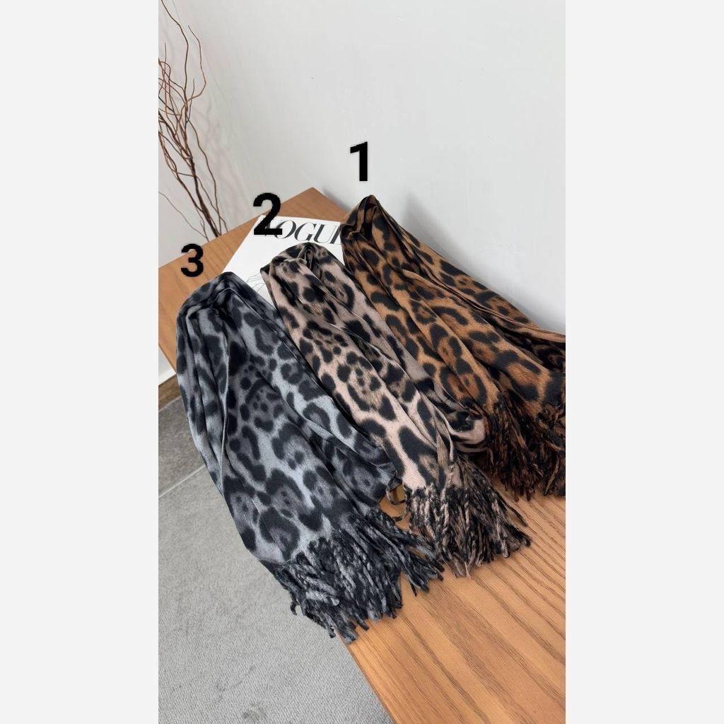 خرید اینترنتی قیمت شال موهر پشمی پلنگی وارداتی ریسه ای