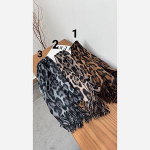 خرید اینترنتی قیمت شال موهر پشمی پلنگی وارداتی ریسه ای