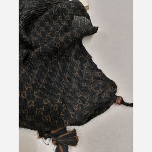 خرید اینترنتی قیمت شال برشکا مشکی طلایی منگوله چوبی طرحبندی