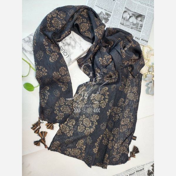 شال برشکا مشکی طلایی منگوله چوبی طرحبندی