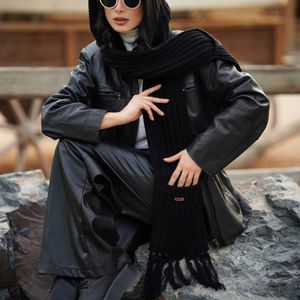 قیمت کلاه شال بافت طرح جیبدار رنگبندی زنانه پاییزه