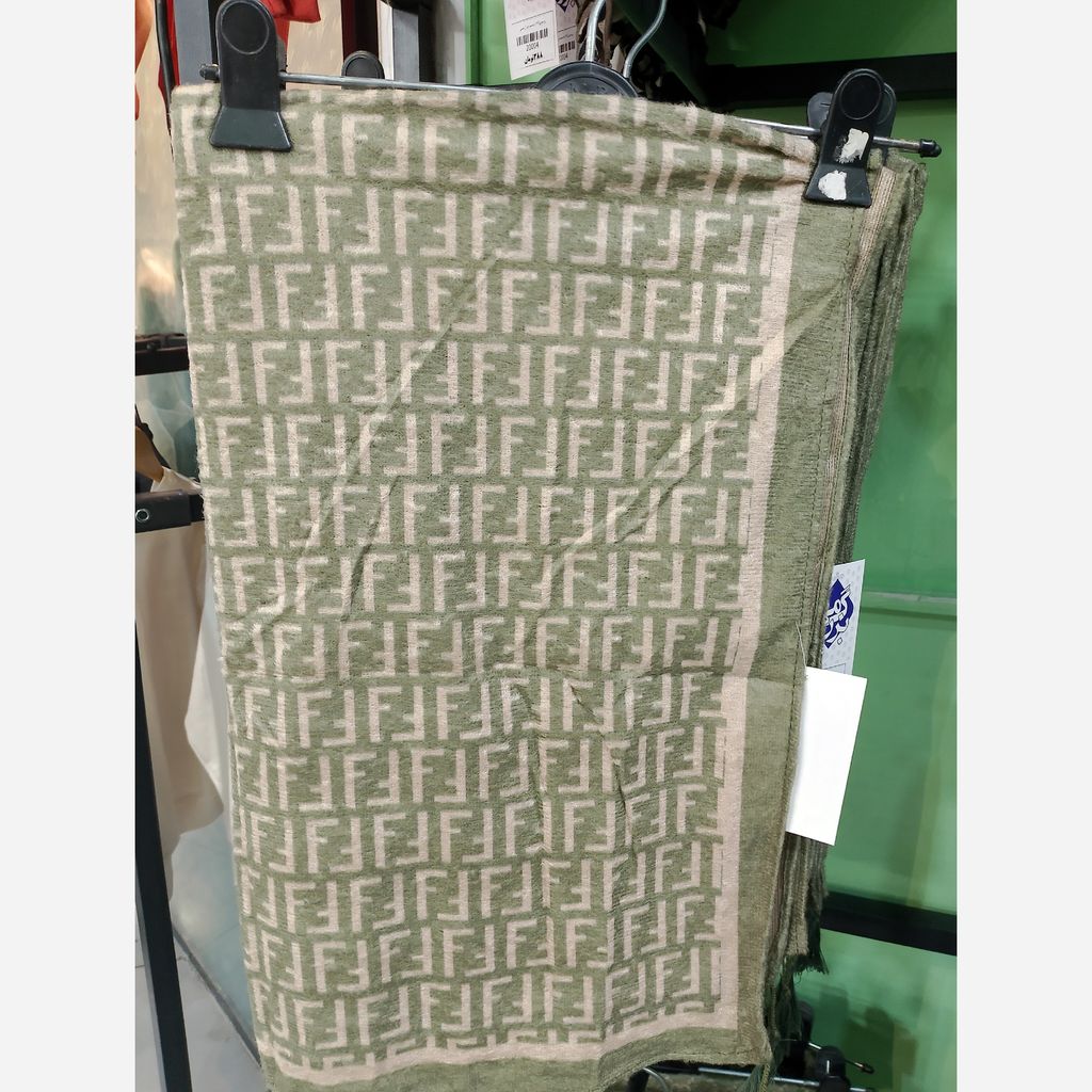 خرید انلاین شال موهر مخمل طرحدار پاییزه