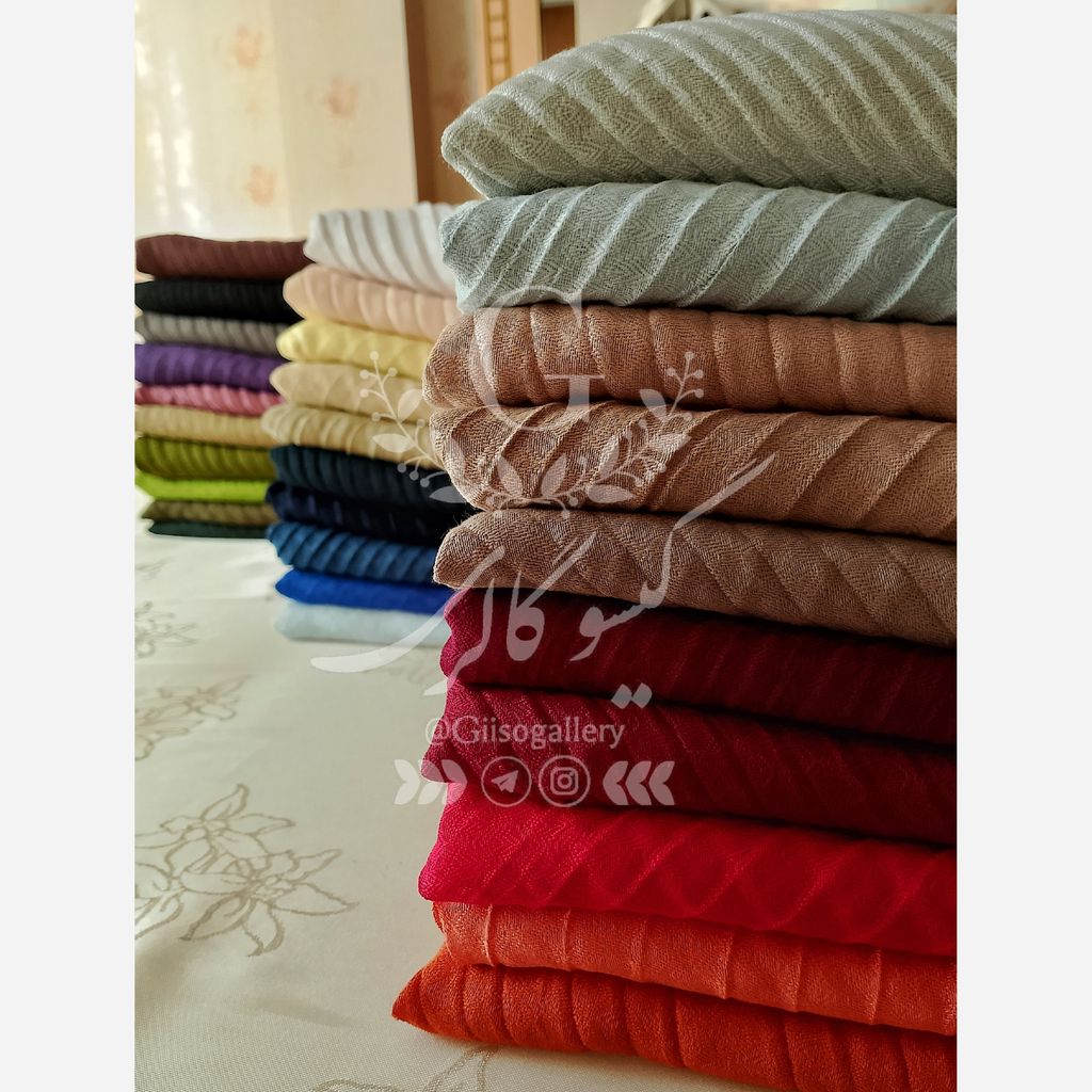 خرید اینترنتی قیمت شال صدفی اعلا وکیوم پلیسه پاییزه منگولدار 