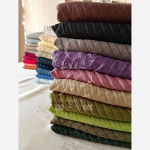 خرید اینترنتی قیمت شال صدفی اعلا وکیوم پلیسه پاییزه منگولدار 