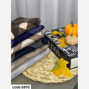 خرید اینترنتی قیمت شال موهر پشمی طرحدار رنگبندی پاییزه