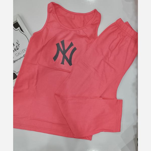 ست تاپ و شلوارک اسپورت زنانه رنگبندی و سایزبندی