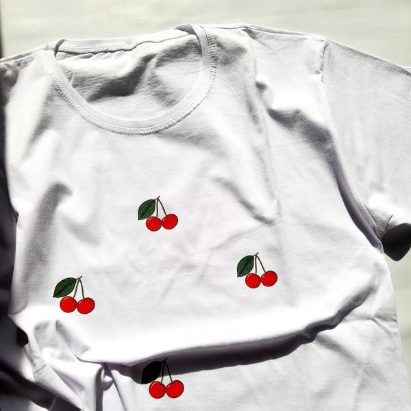 تیشرت زنانه نخپنبه گرم بالا گیلاسی سفید