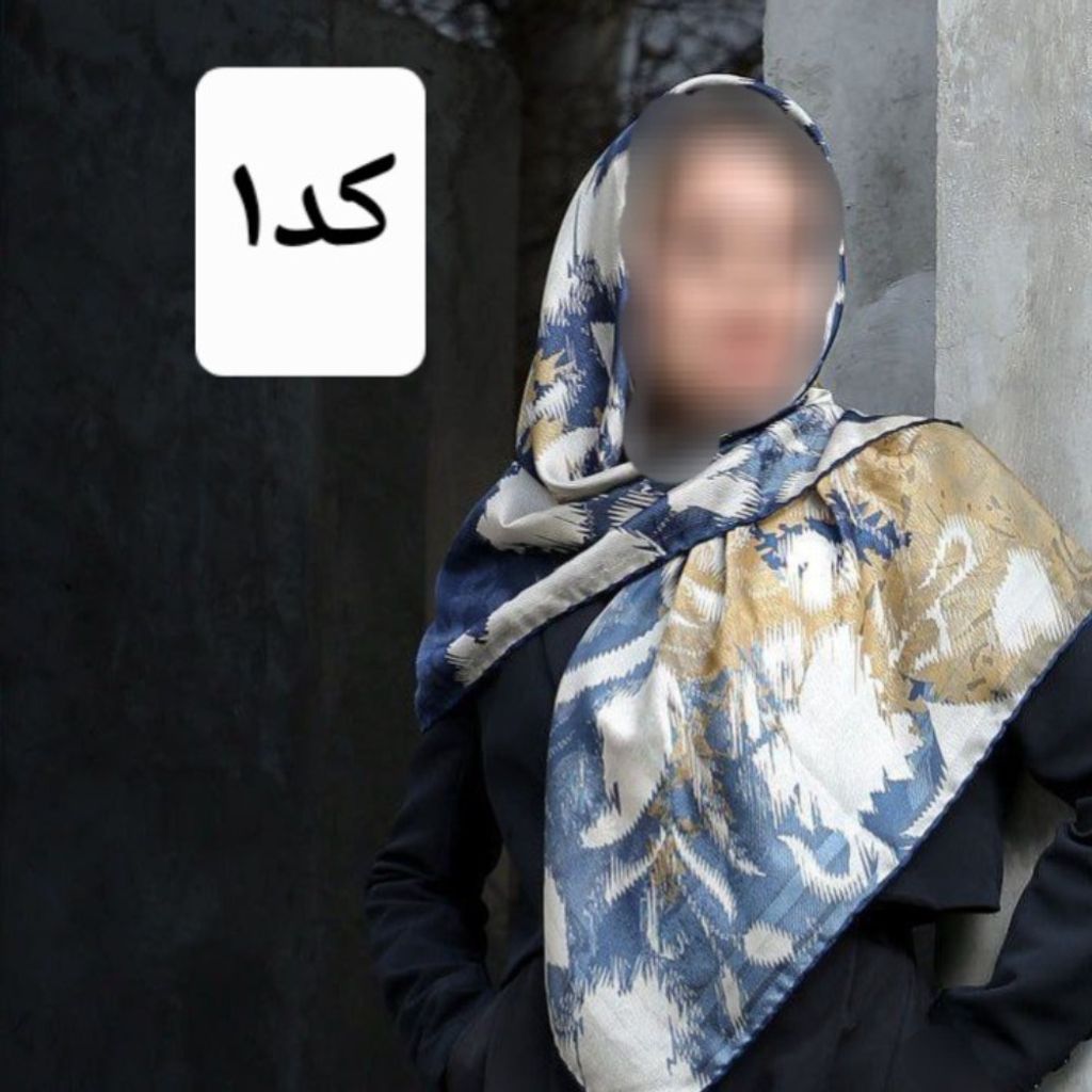 خرید انلاین روسری ابریشم پوست ماری قواره 120 دور دست دوز طرح 1
