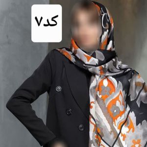 خرید آنلاین روسری ابریشم پوست ماری قواره 120 دور دست دوز طرح 2