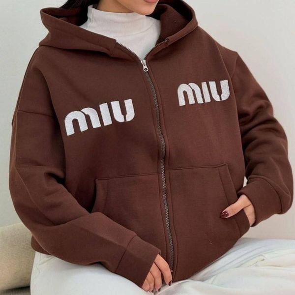 سویشرت miu miu