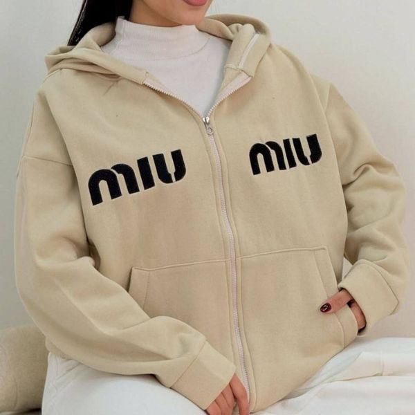 سویشرت miu miu