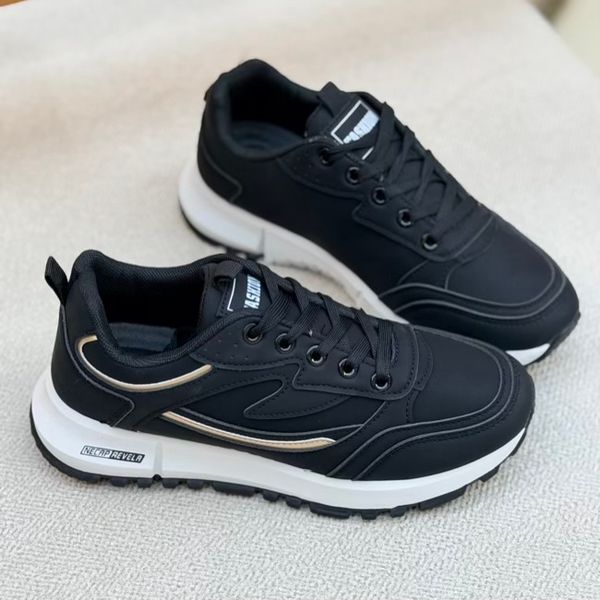 کتونی بزرگسال طرح بندی از تریپ کد 4110501