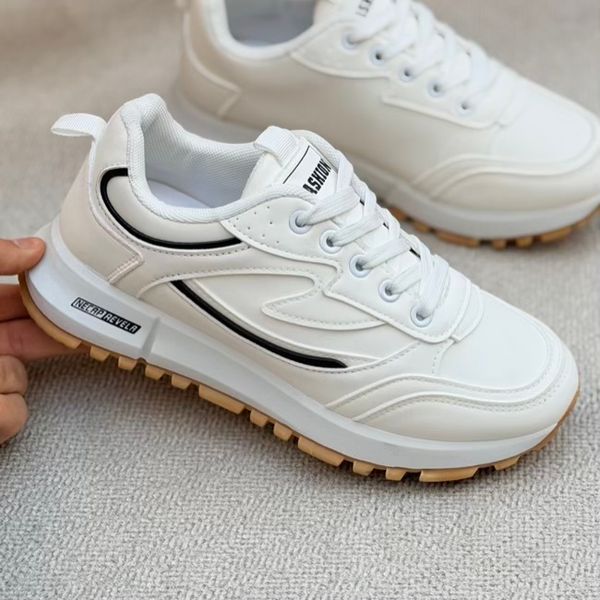 کتونی بزرگسال طرح بندی از تریپ کد 4110501