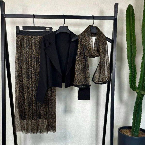 ست کت و دامن و شال زنانه و دخترانه