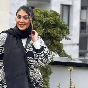 خرید انلاین شال جت بلک دور دانتل مشکی