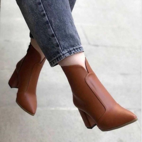 بوت زنانه نیم بوت زنانه
