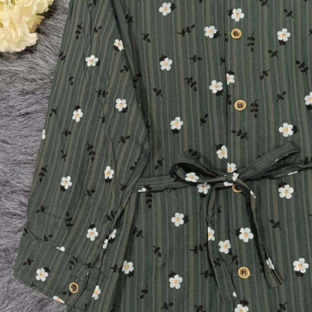 خرید اینترنتی شومیز مانتویی گل زنانه